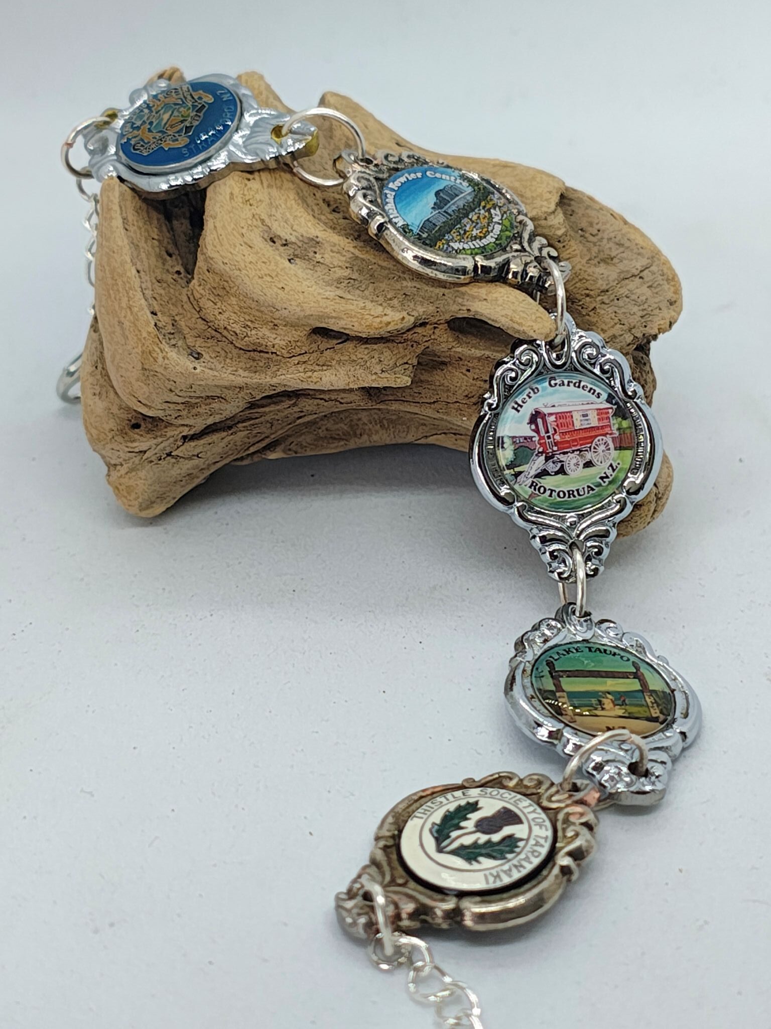 Souvenir Handmade Bracelet 16cm Style 1 - Image 2